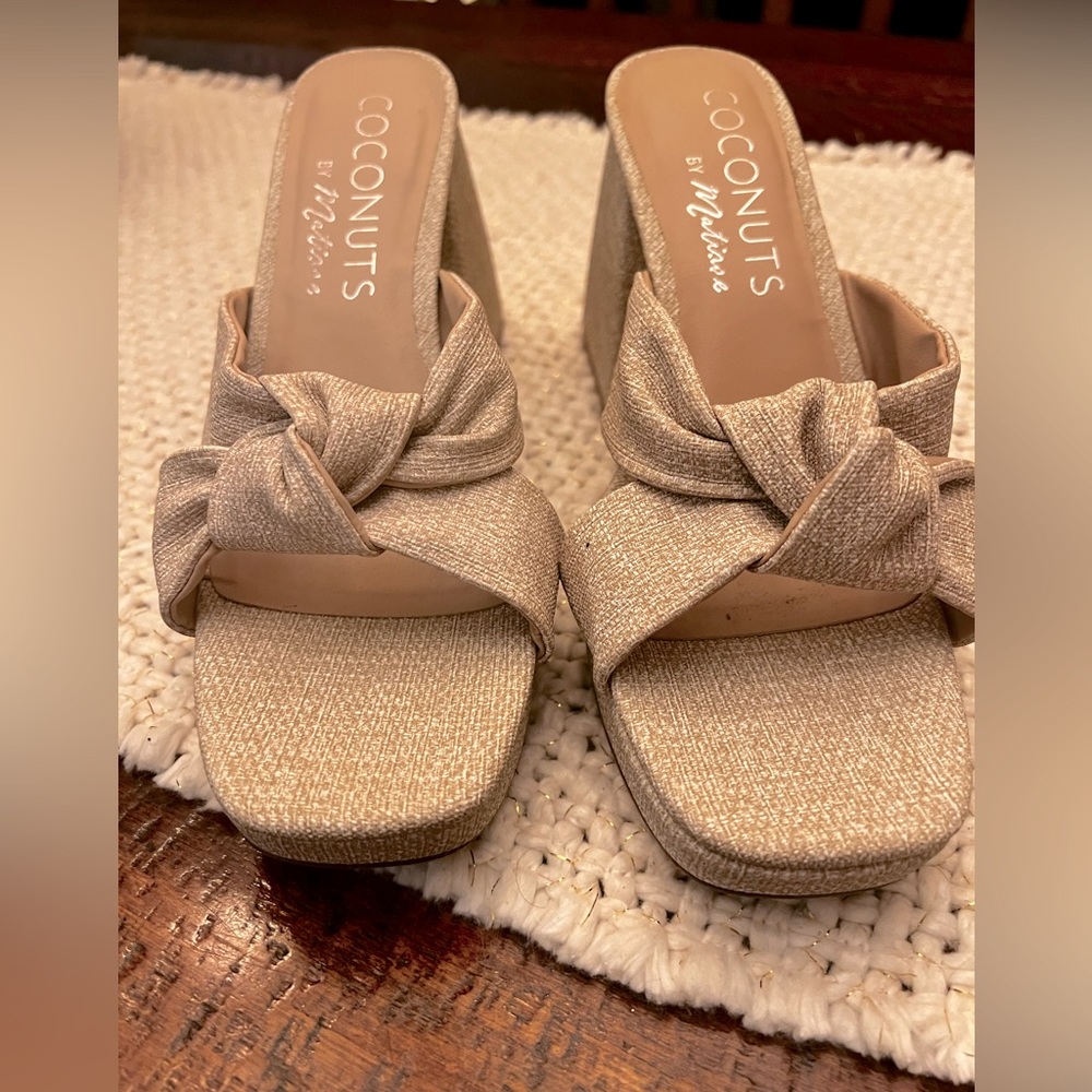 Coconuts by Matisse Block Heel Sandals